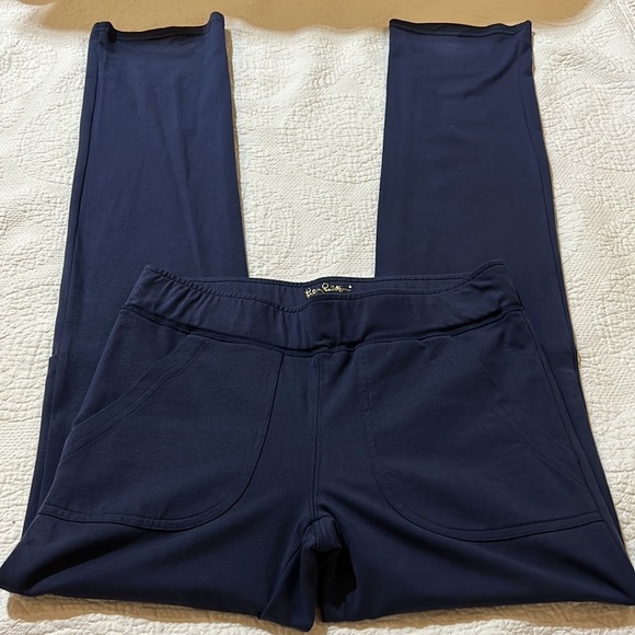 Lilly Pulitzer Navy Athletic Pants. Nearly new. Size XS. - Picture 3 of 11